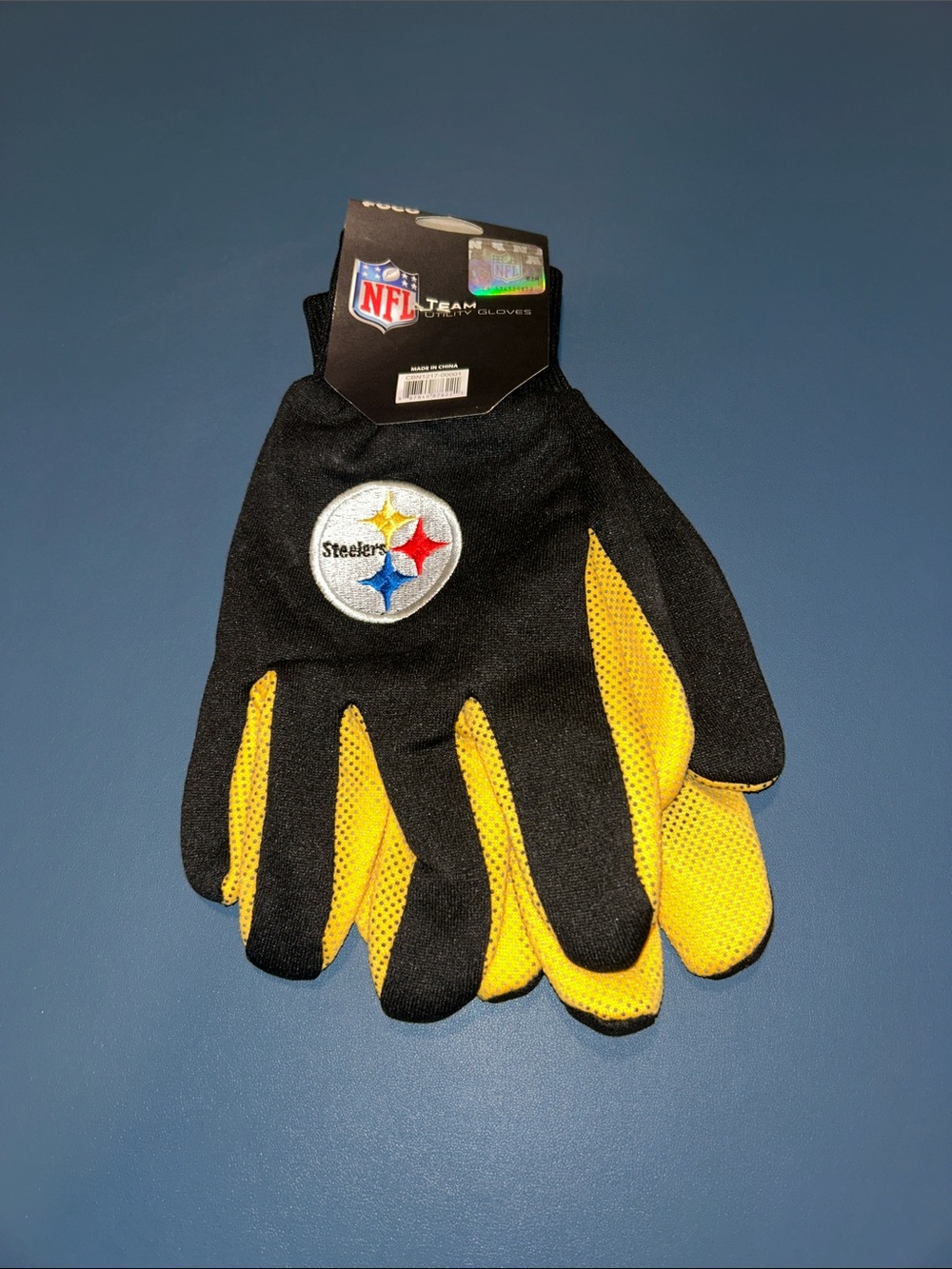 NWT NFL Pittsburgh Steelers Black and Yellow Team Utility Gloves